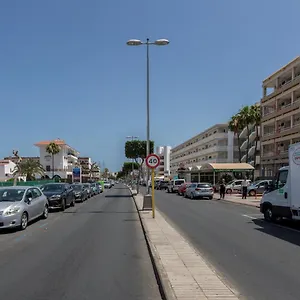 Сasa de vacaciones Flatguest Einstein + Pool + Bbq + 2 Bdr, San Bartolomé